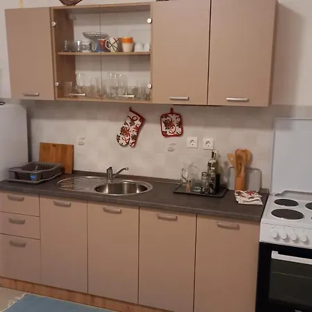 아파트 Apartman Zora 두기라트